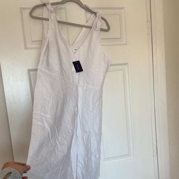 GAP White Linen Dress - Picture 2 of 9